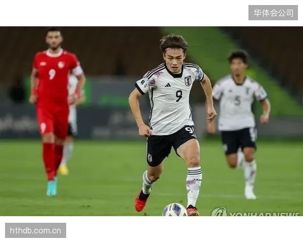 日本队凭借世预赛出色表现,FIFA排名创近13年新高,稳固亚洲霸主地位。 日本队凭借世预赛出色表现,FIFA排名创近13年新高,稳固亚洲霸主地位。